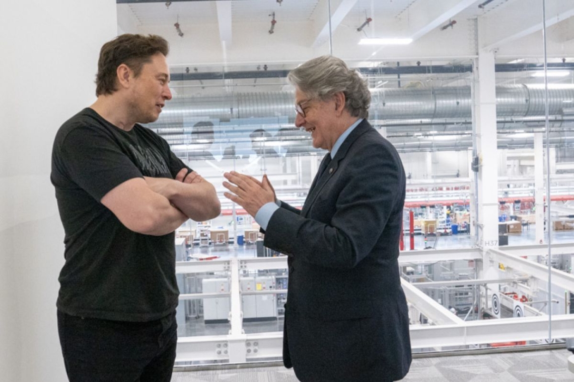 OMONDO TECHNOLOGIE - Elon Musk et Thierry Breton s'affrontent sur X à propos de la réglementation